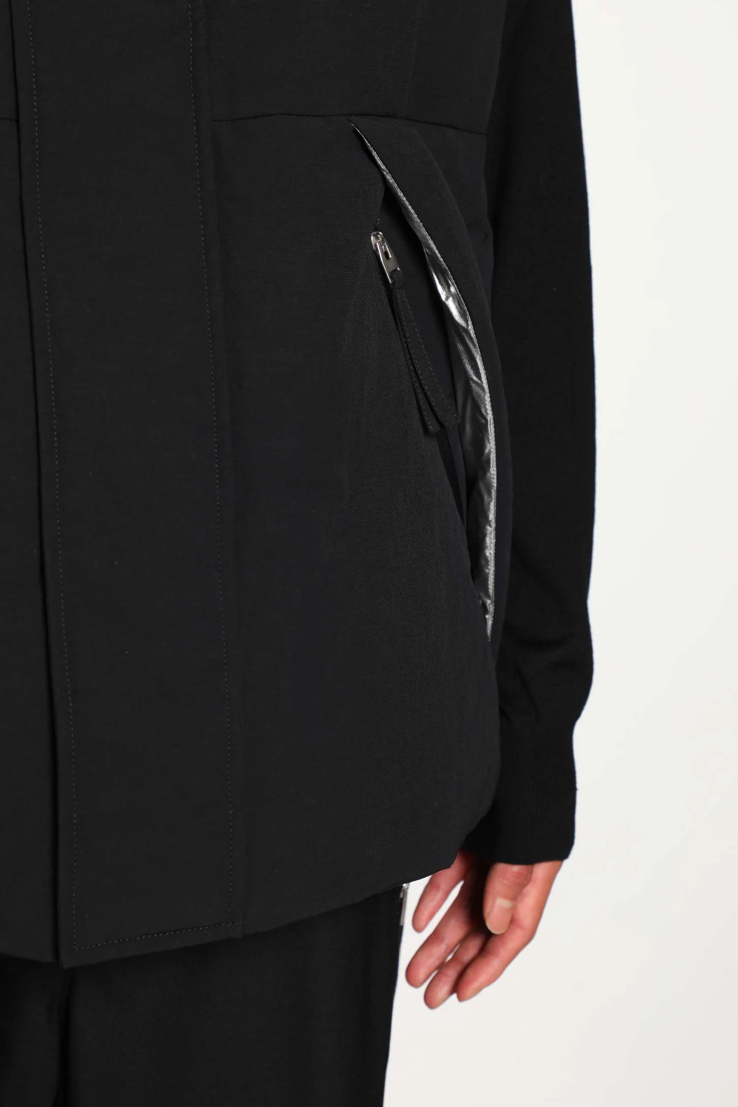 Smooth Sleeveless Padded Jacket - Image 5