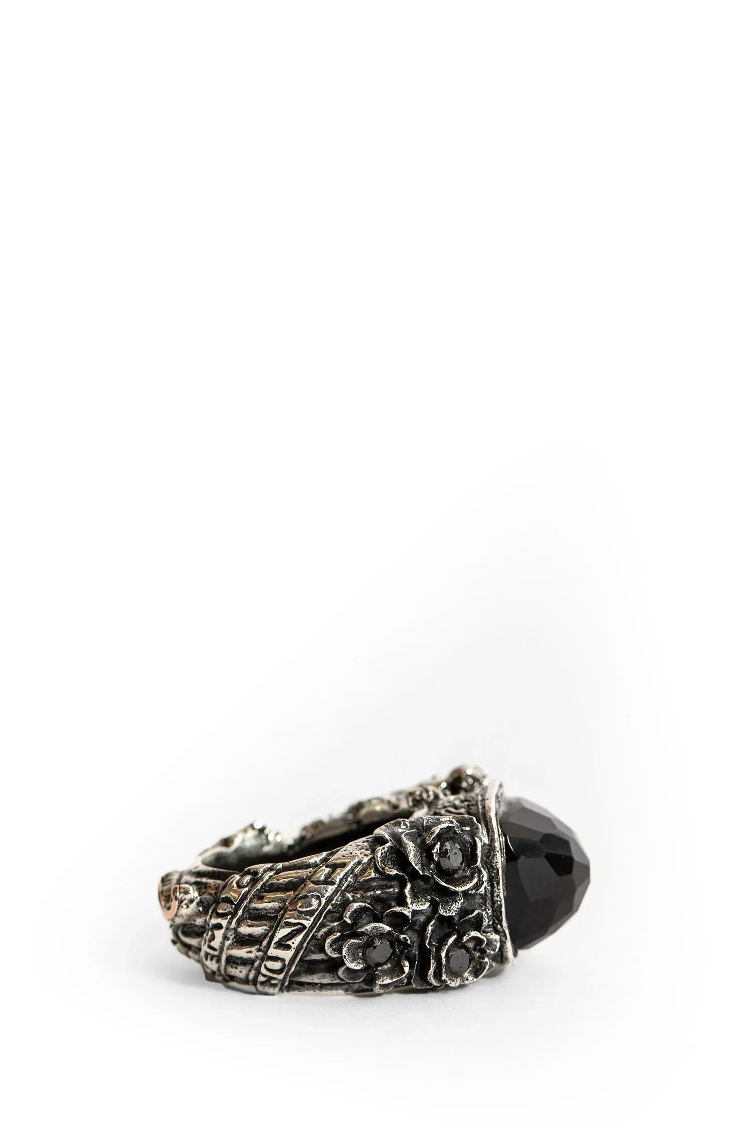 Corsair Silver Ring With Onyx Stone - Image 2