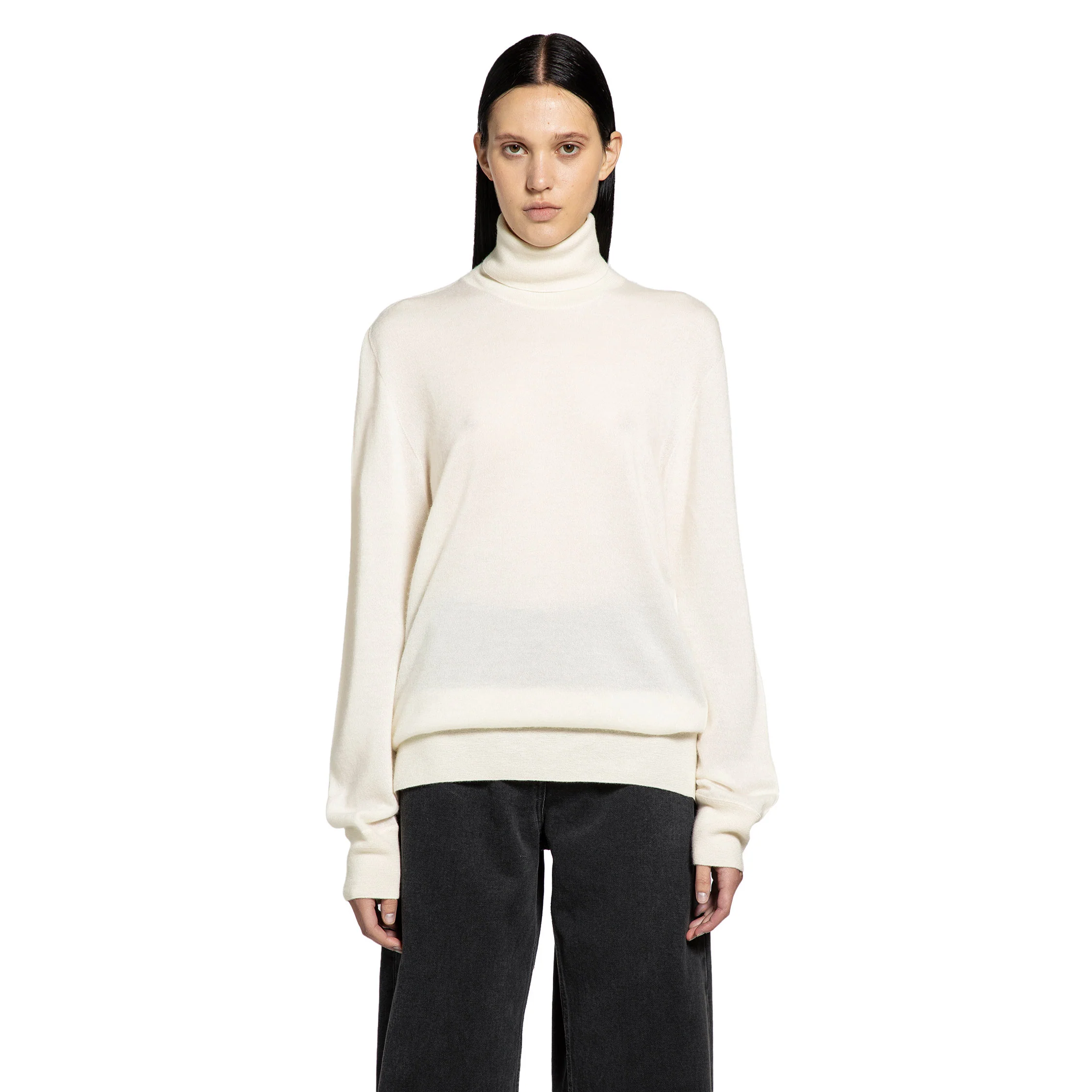 Lizzy Turtleneck in Cashmere - Image 7